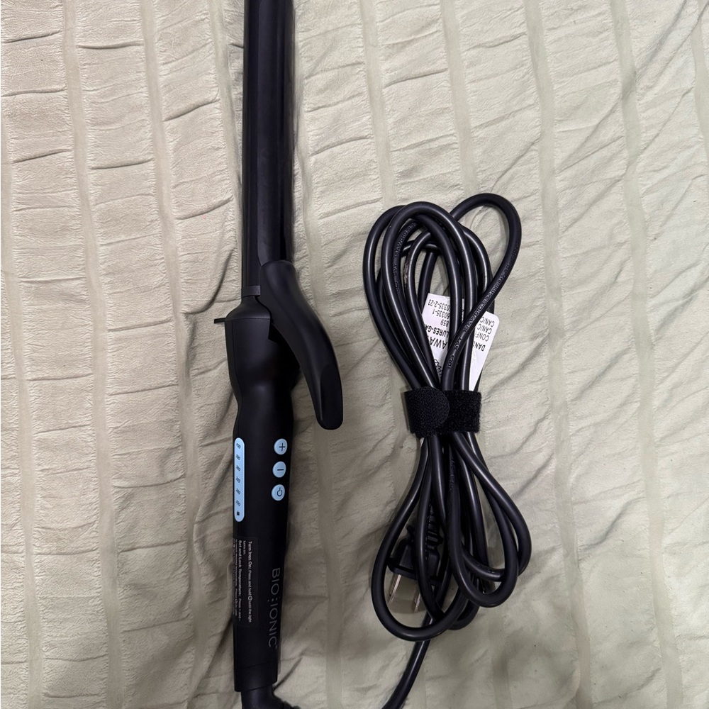 Bio Ionic Long Barrel Curling Iron - Black - 1 in